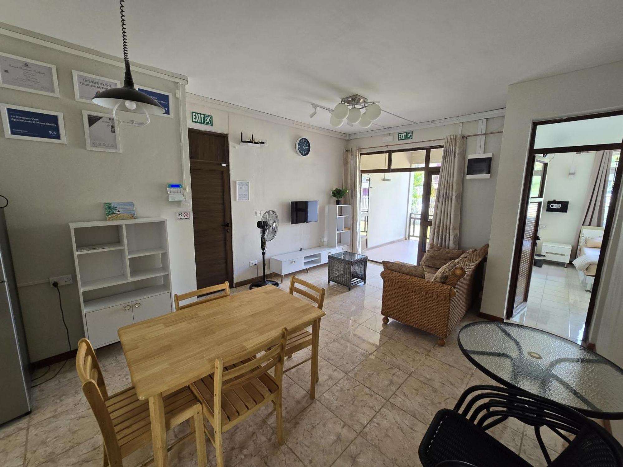 Le Diamant Vert Apartments @ Mont Choisy Esterno foto